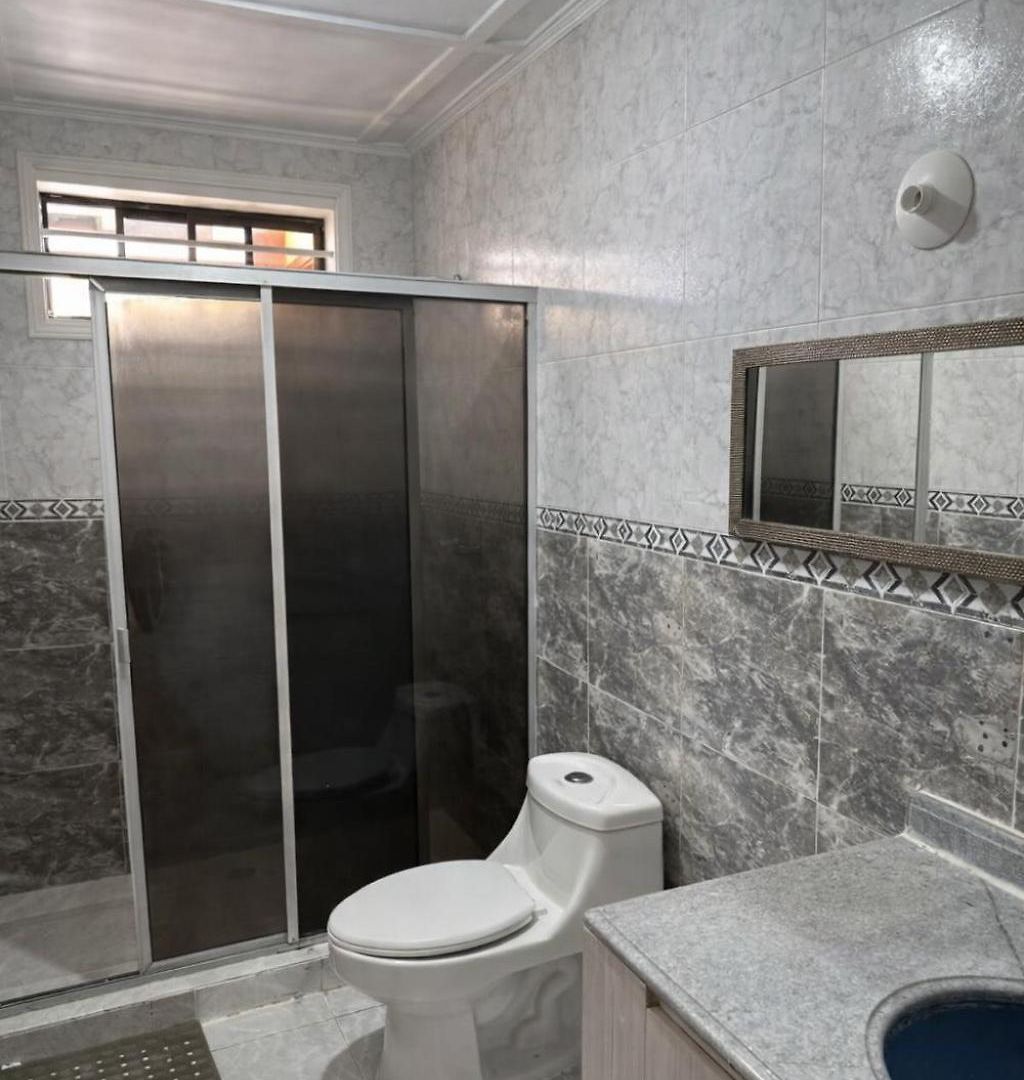 Ladymar Hotel *