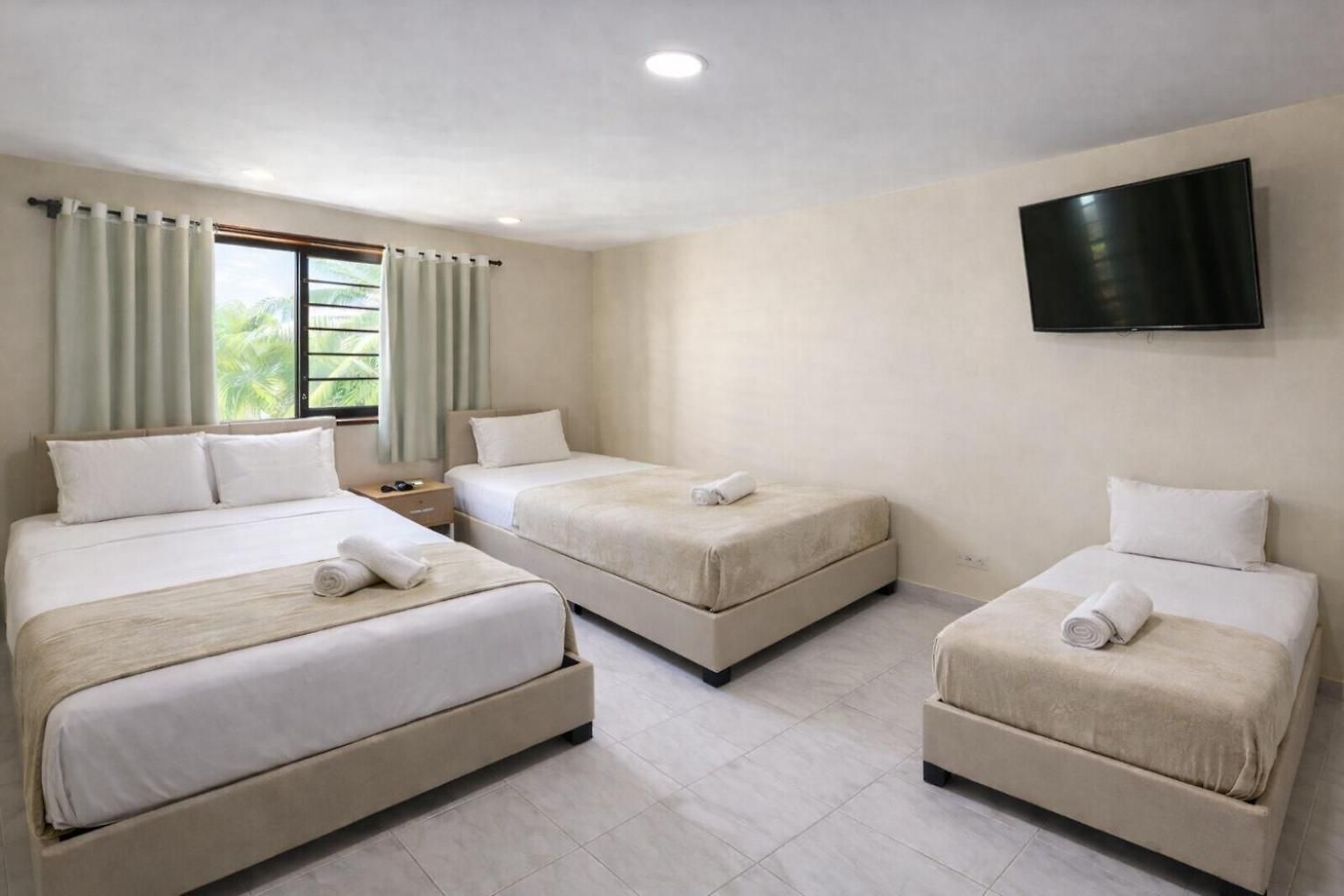 Hotel Ladymar
